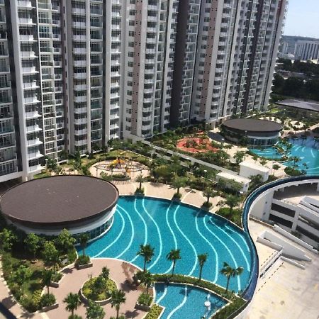 Putrajaya Dwiputra 6 Plus 1 Pax Blissful Fully Air-Con Suite ภายนอก รูปภาพ