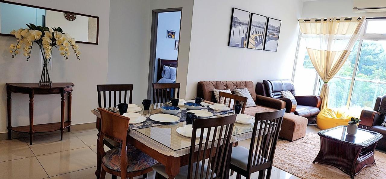 Putrajaya Dwiputra 6 Plus 1 Pax Blissful Fully Air-Con Suite ภายนอก รูปภาพ